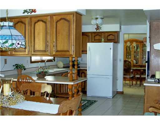 136 St Joe Road Butler, PA 16002 - Photo 6 of 12 Kitchen.