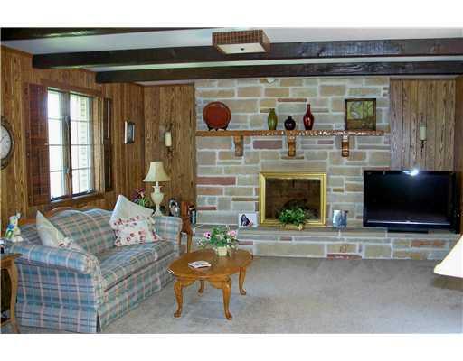 136 St Joe Road Butler, PA 16002 - Photo 8 of 12 Den/Family/Great Room.