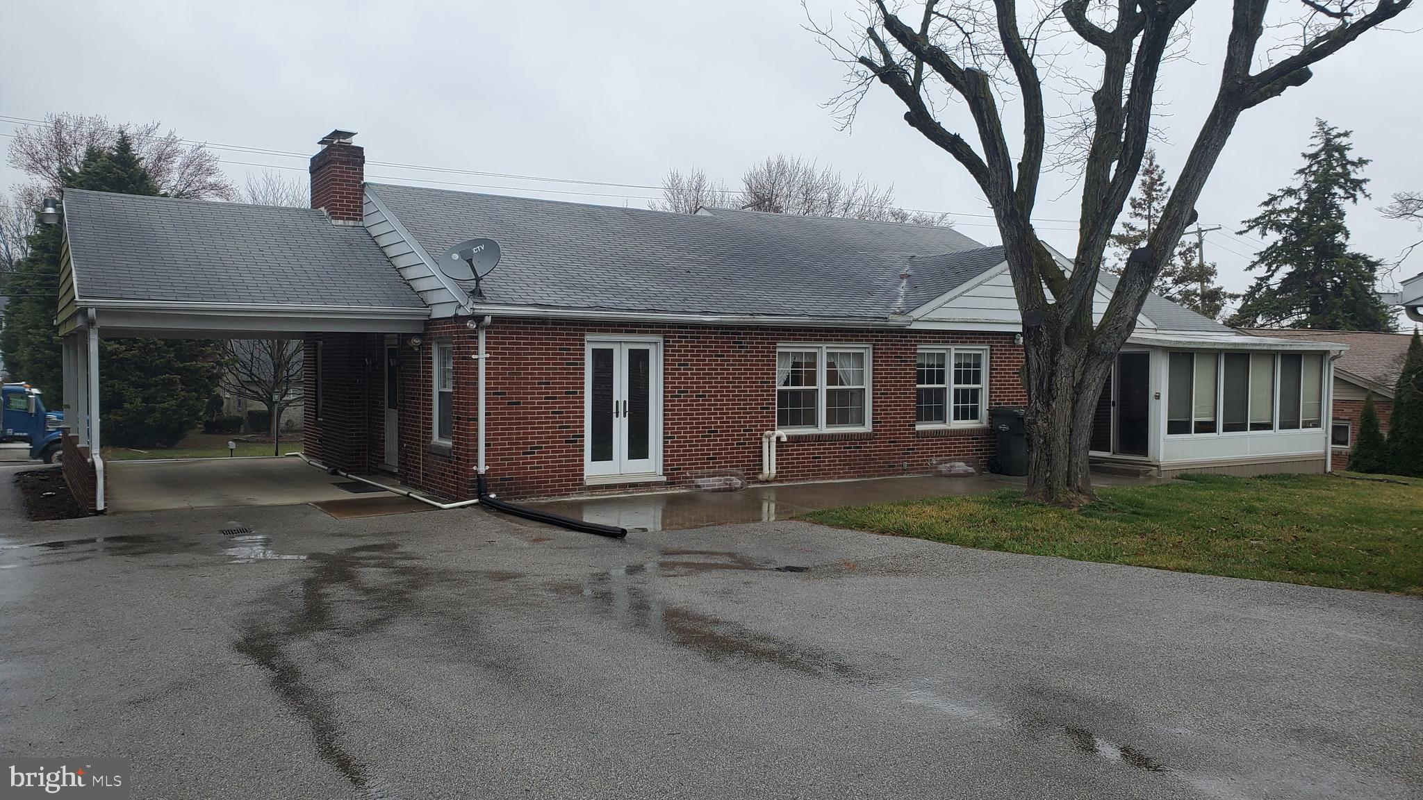 2970 East Prospect Road York, PA 17402 - Photo 4 of 37 Gallery Image 4