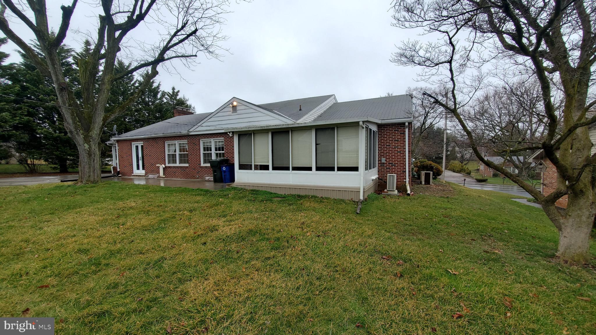 2970 East Prospect Road York, PA 17402 - Photo 5 of 37 Gallery Image 5