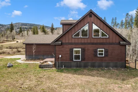 $775,000 | 32404 Ute Trail, Oak Creek, CO 80467