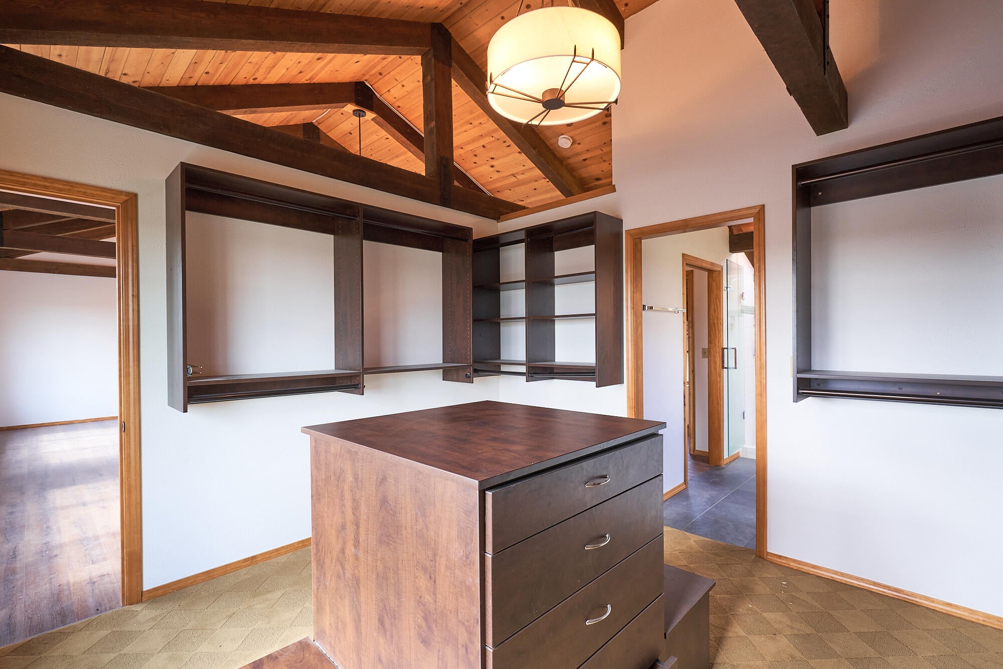 19525 Innes Market Road Bend, OR 97703 - Photo 47 of 56 Farmhouse Upstairs Primary walk-in closet