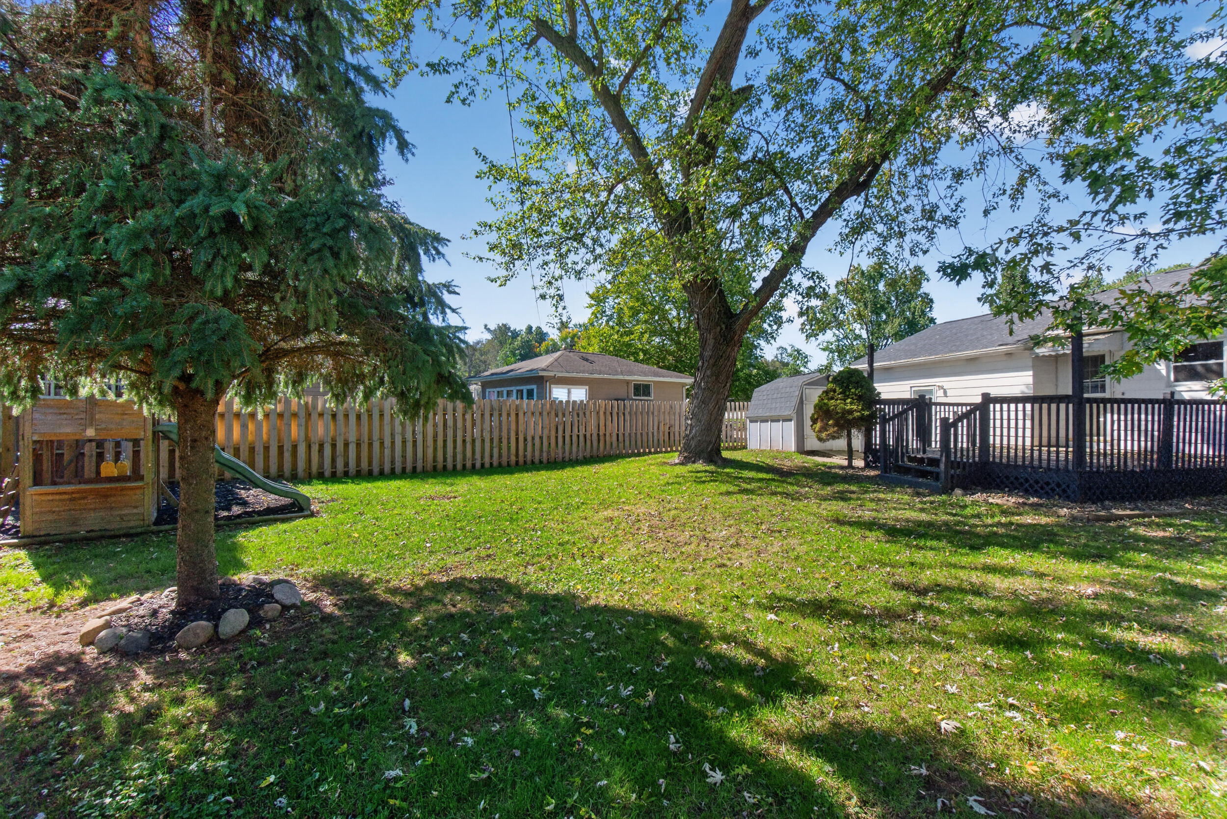 1525 Devonshire Road Jackson, MI 49203 - Photo 44 of 50 50_1525 devonshire rd jackson - 00052