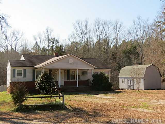 1011 Pinckney Road Chester, SC 29706 - Photo 1 of 16