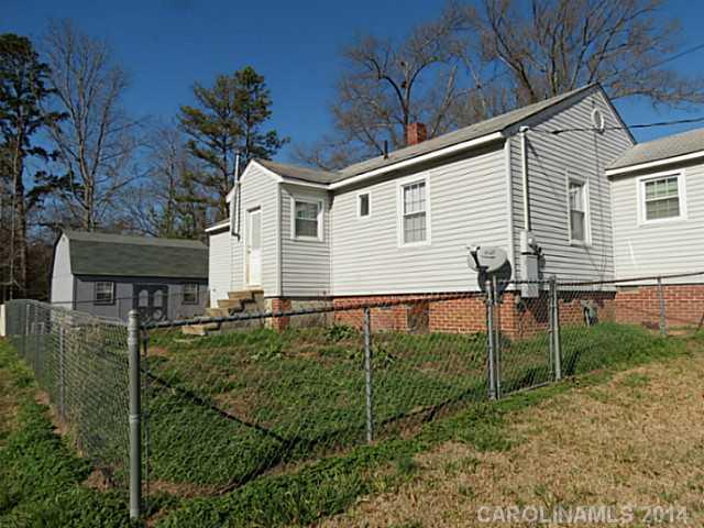 1011 Pinckney Road Chester, SC 29706 - Photo 3 of 16