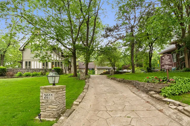 $5,000 | 2023-2027 West 108th Place, Chicago, IL 60643