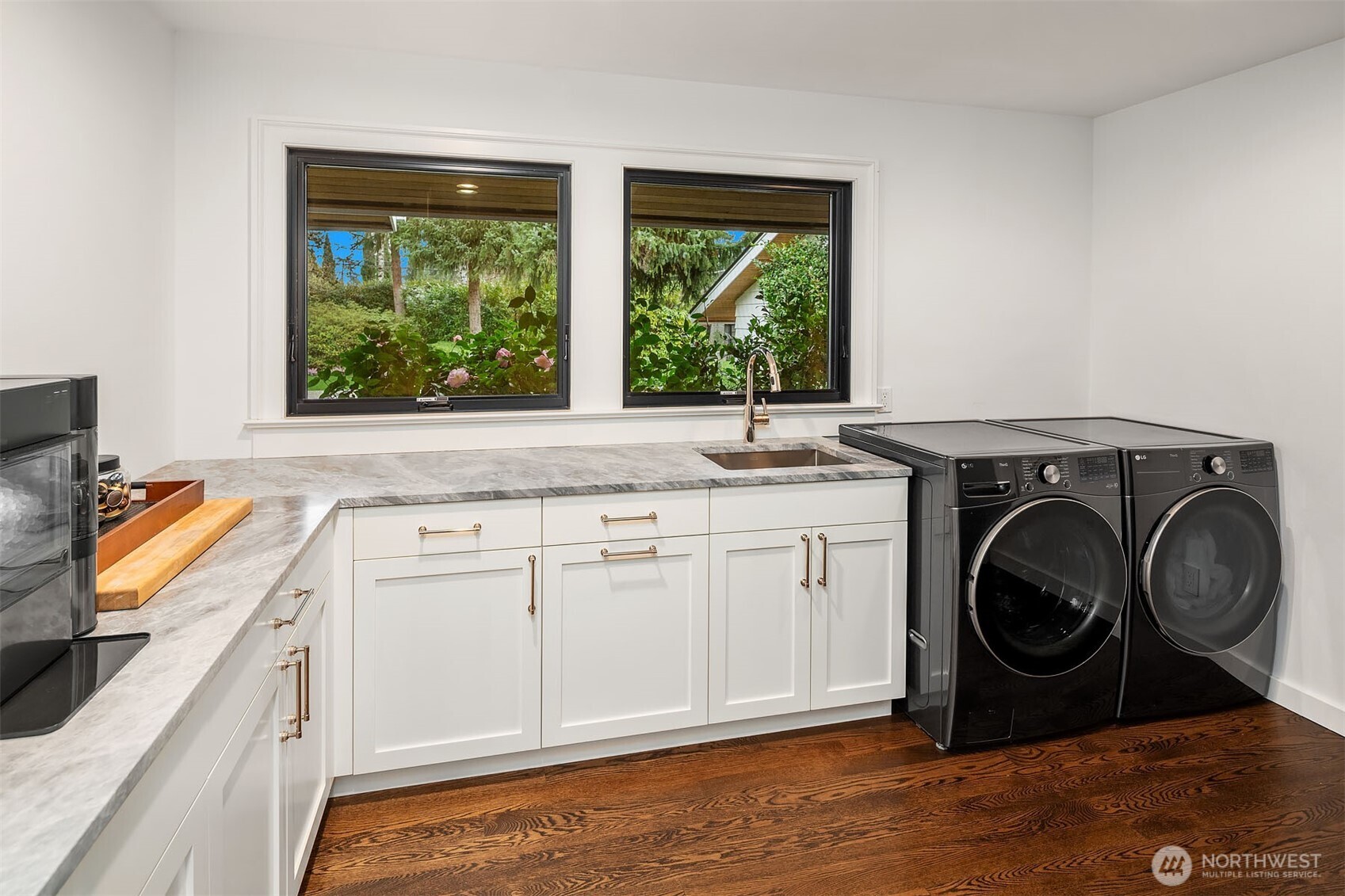 1601 Evergreen Point Road Medina, WA 98039 - Photo 28 of 40 a utility room with sink dryer and washer