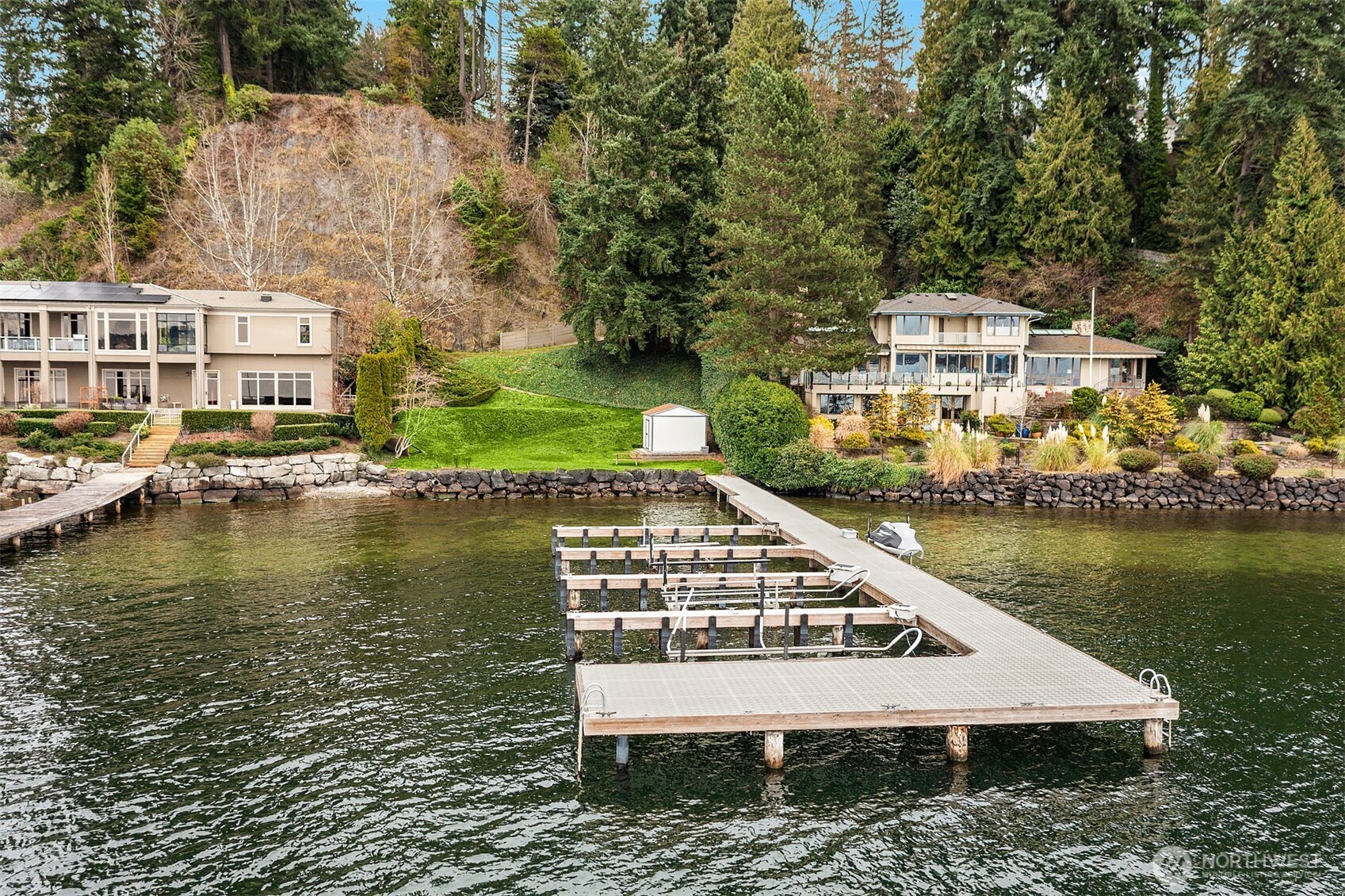1601 Evergreen Point Road Medina, WA 98039 - Photo 40 of 40 a view of a lake with houses