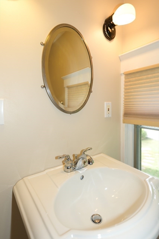 27 Parker Road Wakefield, MA 01880 - Photo 32 of 42 Gallery Image 32