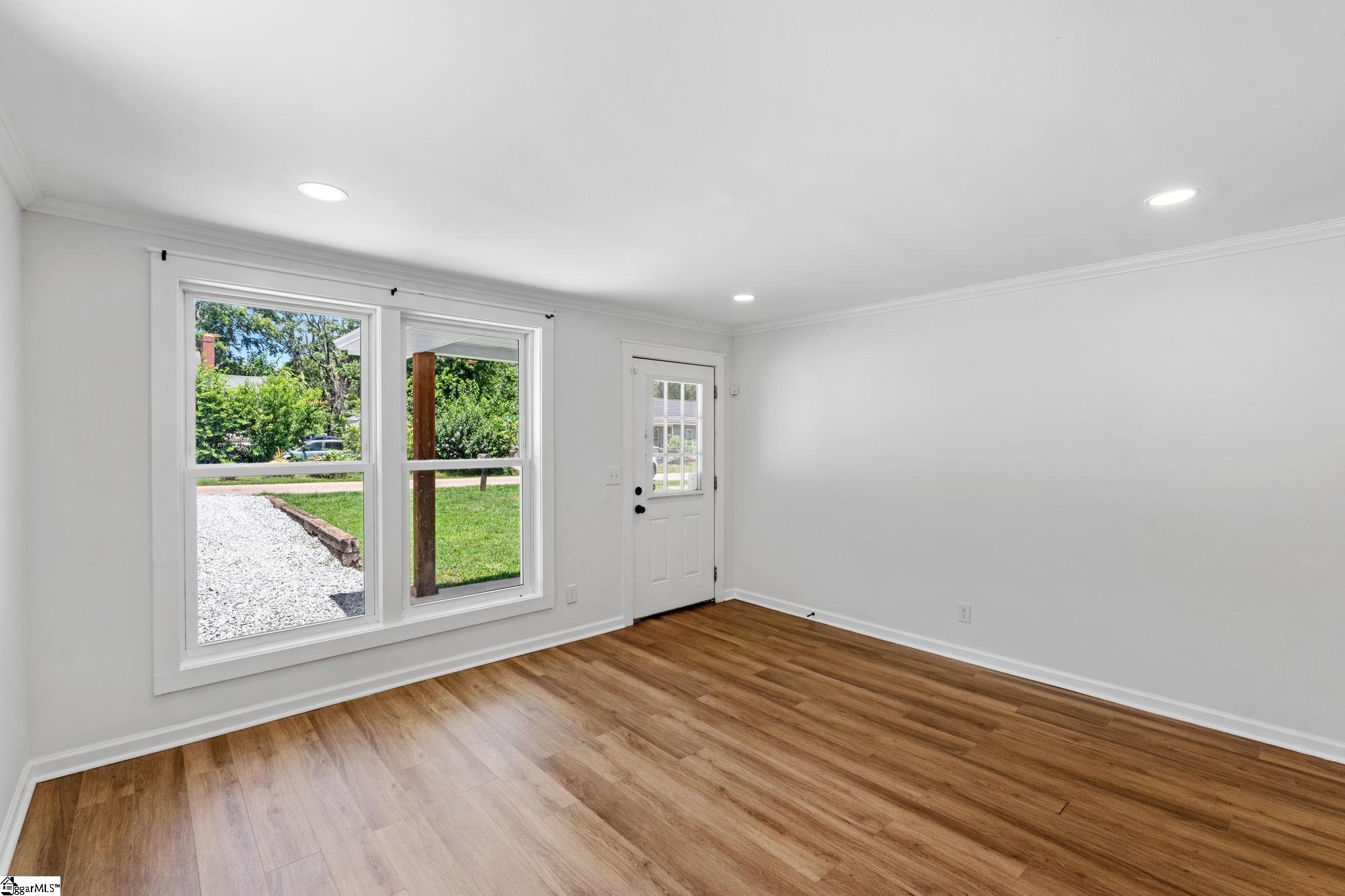 12 Hudson Street Greenville, SC 29609 - Photo 11 of 31