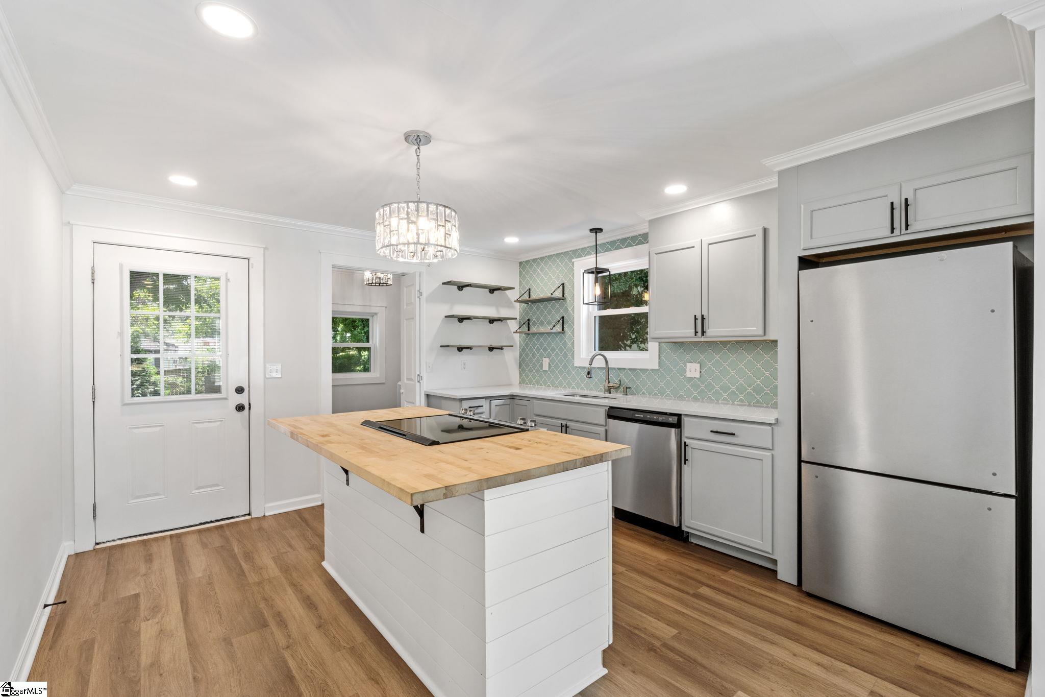 12 Hudson Street Greenville, SC 29609 - Photo 13 of 31