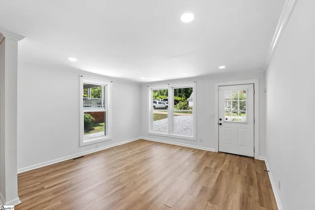 $250,000 | 12 Hudson Street, Greenville, SC 29609