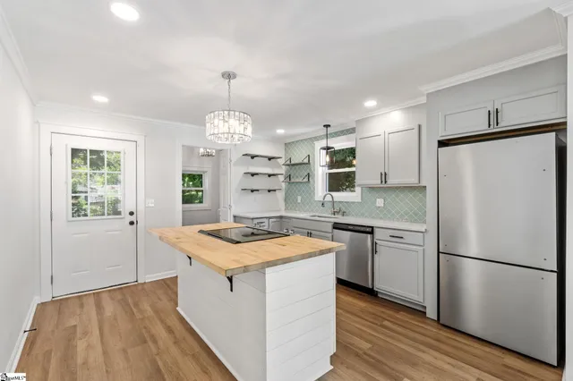 $250,000 | 12 Hudson Street, Greenville, SC 29609