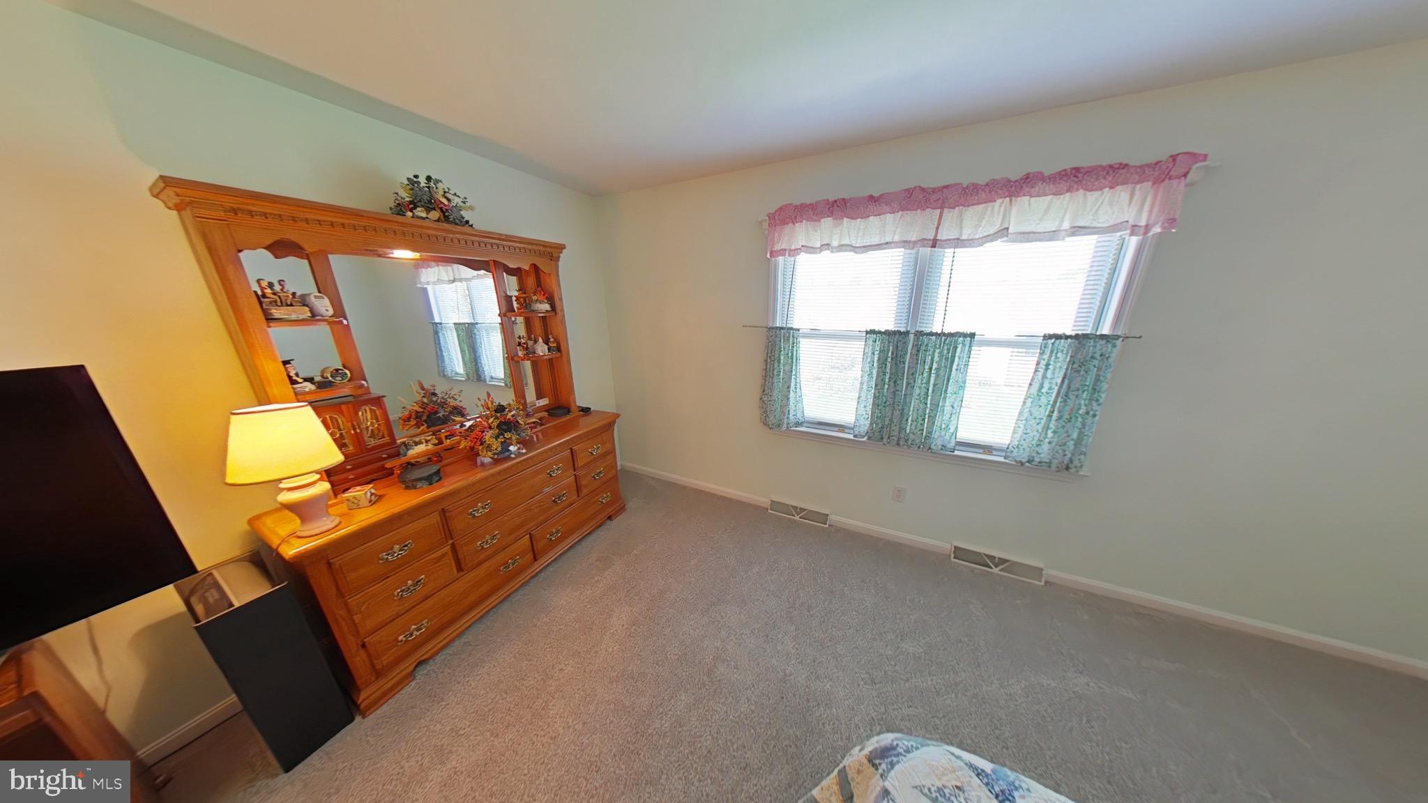 35 Duffield Drive Lititz, PA 17543 - Photo 5 of 15 a room with windows