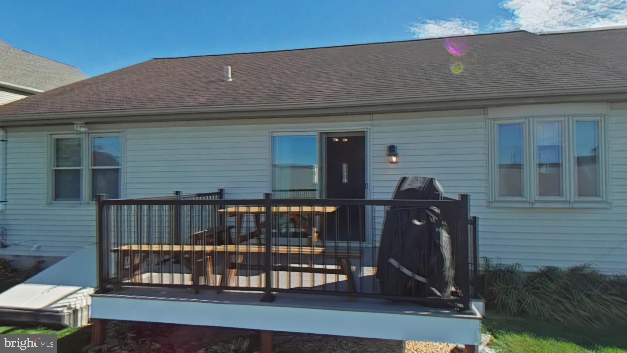 35 Duffield Drive Lititz, PA 17543 - Photo 10 of 15 a front view of a house with a porch