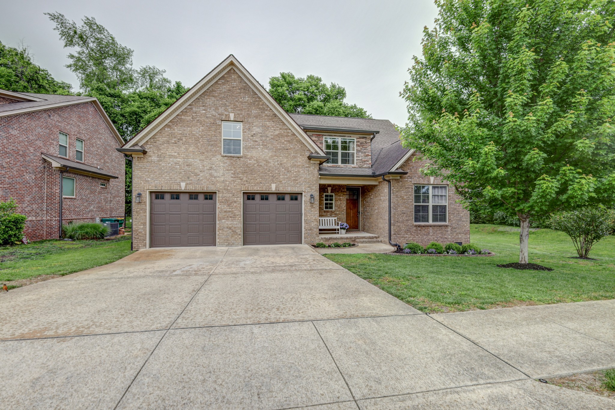 7045 Salmon Run Spring Hill, TN 37174 - Photo 2 of 37