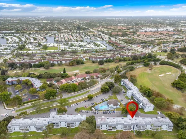 $185,000 | 8411 Lagos De Campo Boulevard, Unit 110U, Tamarac, FL 33321