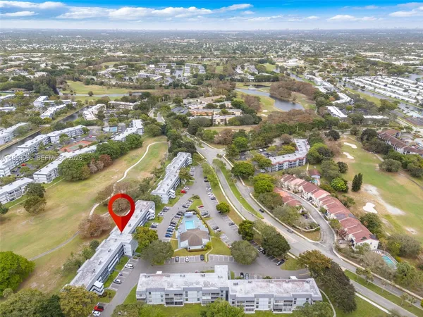 $185,000 | 8411 Lagos De Campo Boulevard, Unit 110U, Tamarac, FL 33321