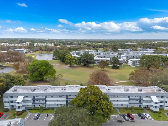 $185,000 | 8411 Lagos De Campo Boulevard, Unit 110U, Fort Lauderdale, FL 33321