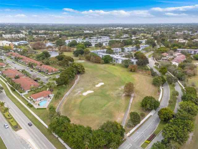 $185,000 | 8411 Lagos De Campo Boulevard, Unit 110U, Fort Lauderdale, FL 33321