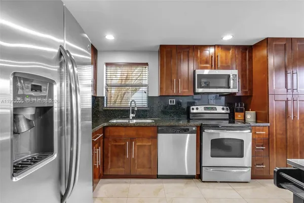 $185,000 | 8411 Lagos De Campo Boulevard, Unit 110U, Tamarac, FL 33321