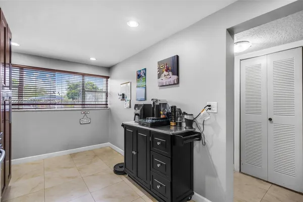 $185,000 | 8411 Lagos De Campo Boulevard, Unit 110U, Tamarac, FL 33321