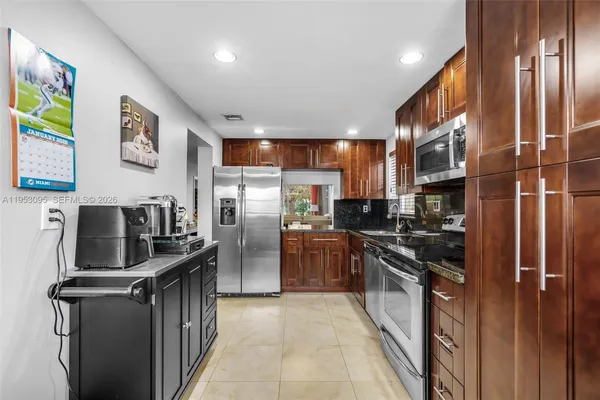 $185,000 | 8411 Lagos De Campo Boulevard, Unit 110U, Tamarac, FL 33321