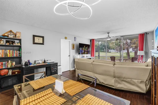 $185,000 | 8411 Lagos De Campo Boulevard, Unit 110U, Tamarac, FL 33321