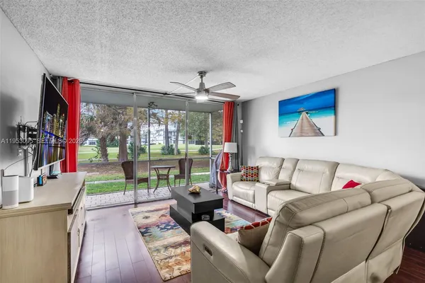 $185,000 | 8411 Lagos De Campo Boulevard, Unit 110U, Tamarac, FL 33321