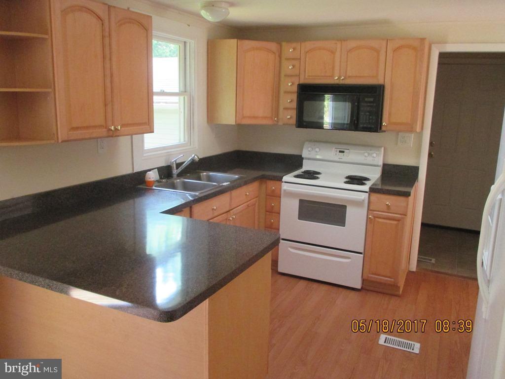 129 Worcester Road Stevensville, MD 21666 - Photo 9 of 15 kitchen