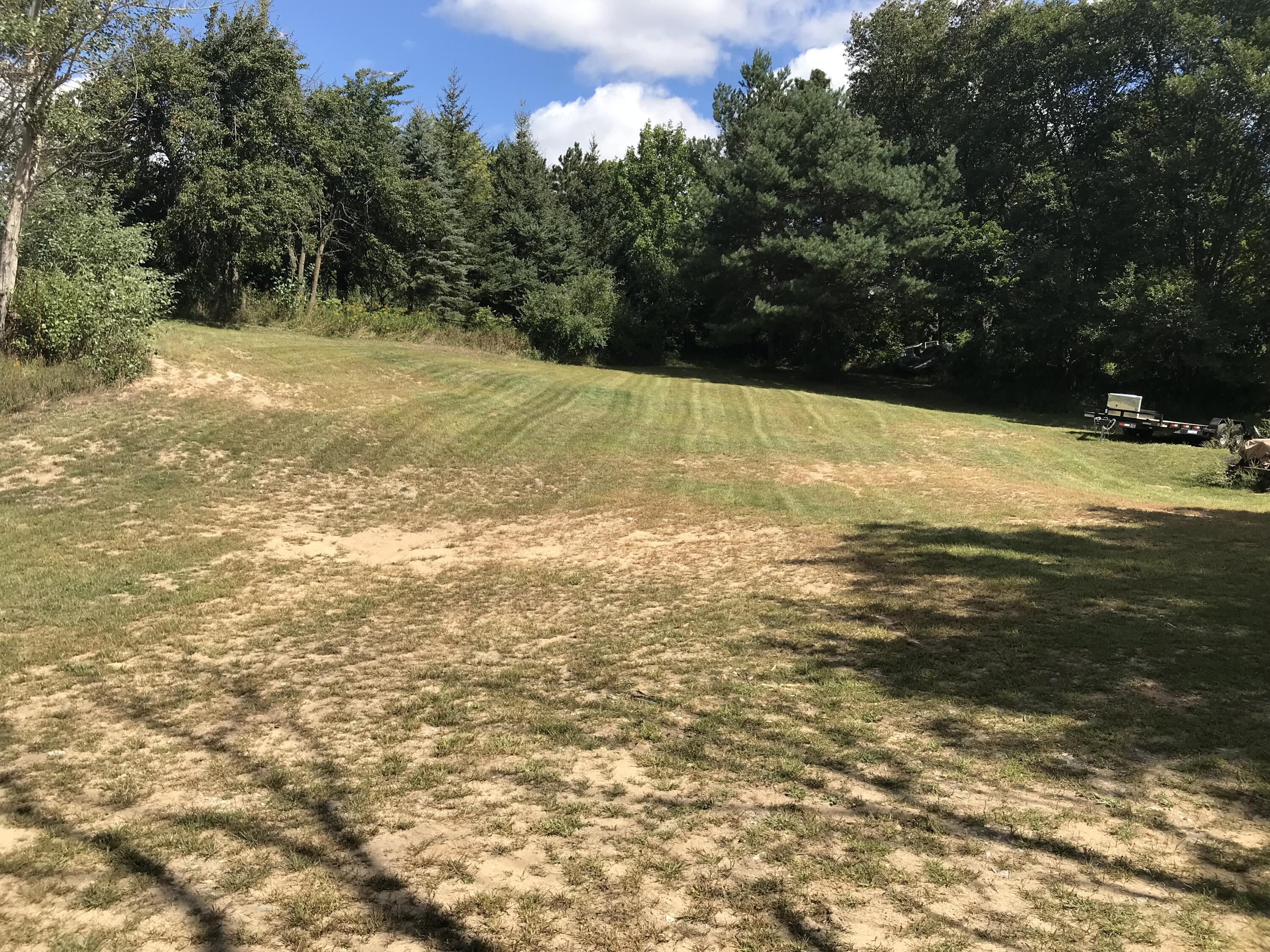 6135 West County Line Road Blanchard, MI 49310 - Photo 8 of 26 Photo Sep 06, 12 47 06 PM