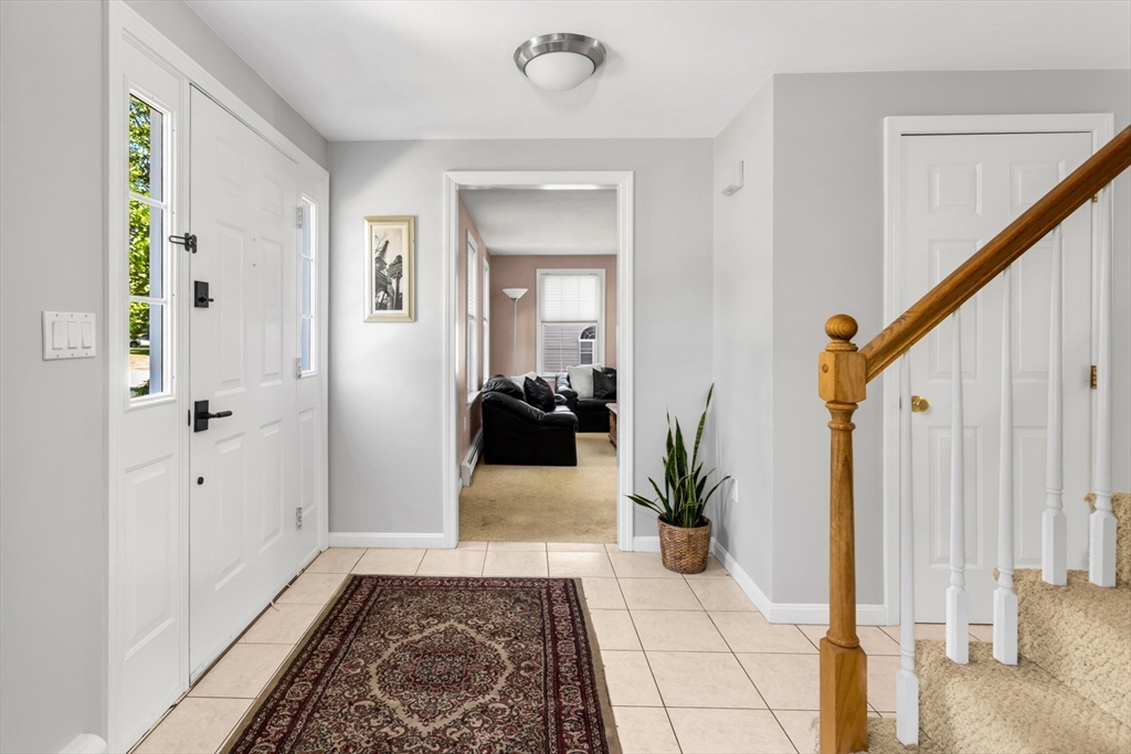 19 Padden Road Franklin, MA 02038 - Photo 5 of 42