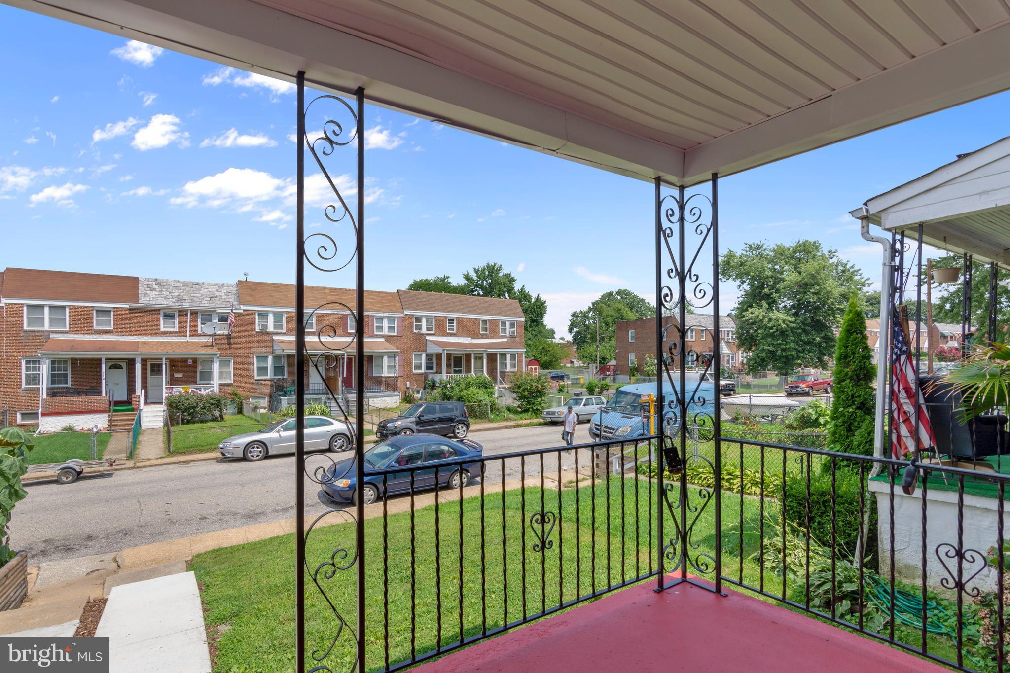 209 West Meadow Road Baltimore, MD 21225 - Photo 28 of 29 a view of a deck with a big yard