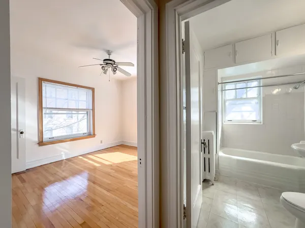 $2,600 | 6300 North Glenwood Avenue, Unit 2, Chicago, IL 60660