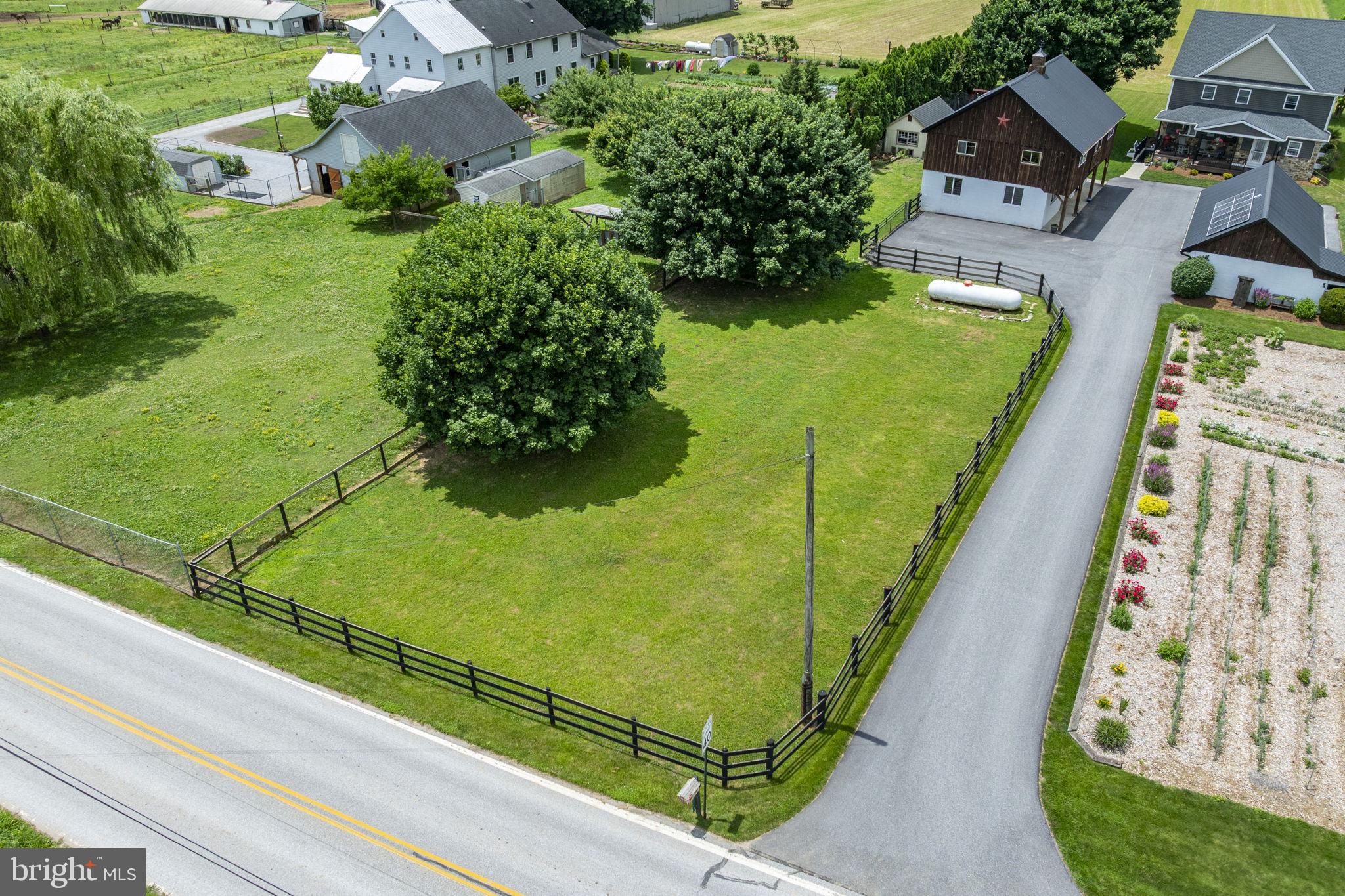 346 Lynwood Road Bird-in-Hand, PA 17572 - Photo 10 of 22