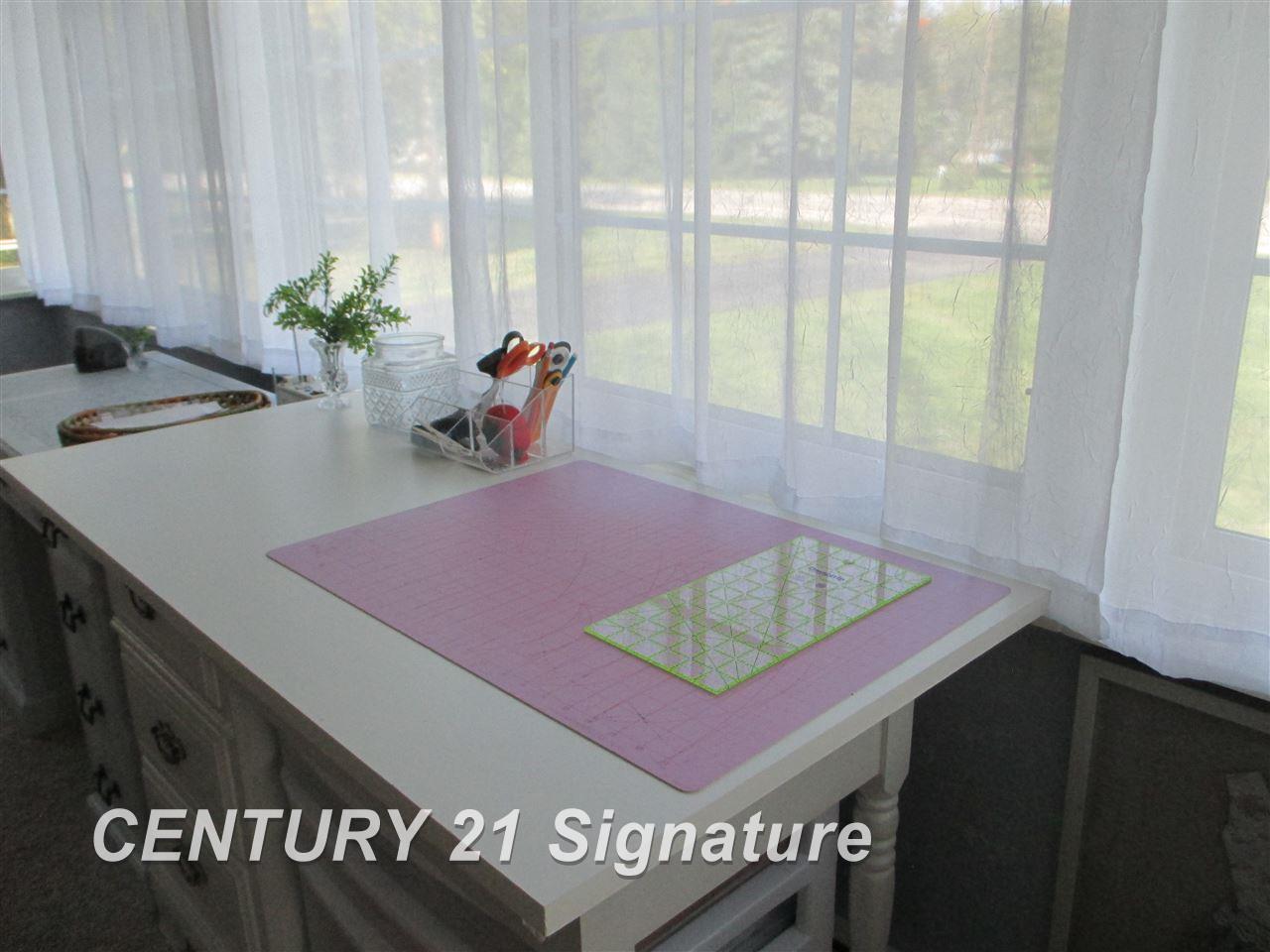 8075 Beecher Road Flushing, MI 48433 - Photo 18 of 42