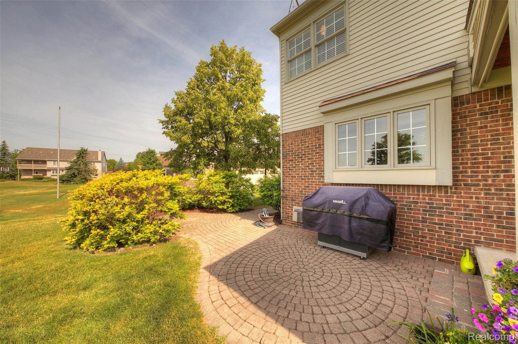 46703 Inverness Road Canton, MI 48188 - Photo 65 of 75 67 Patio.jpg