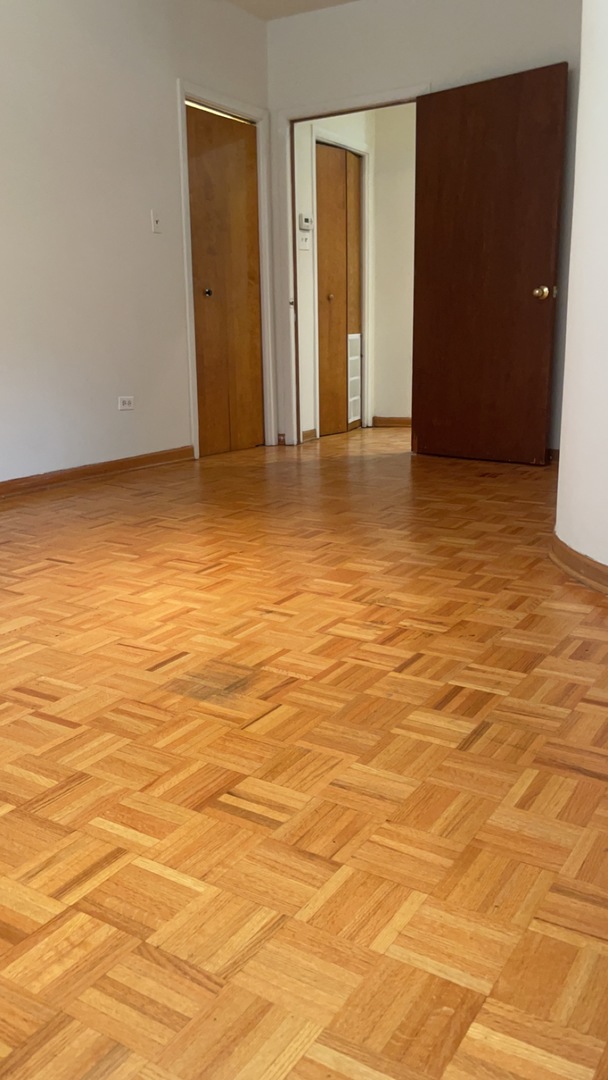 4058 North Sheridan Road, Unit BE Chicago, IL 60613 - Photo 9 of 19 Gallery Image 9