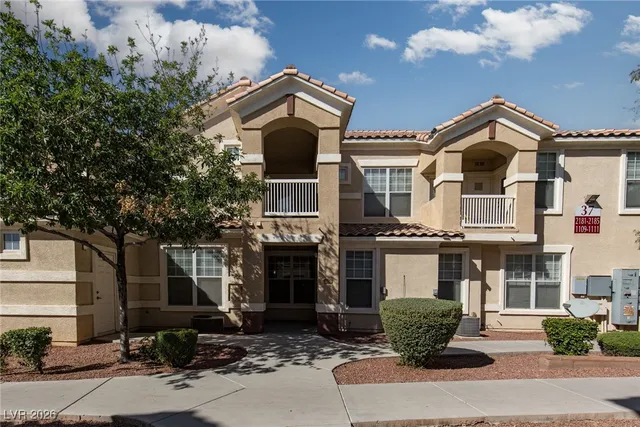 $1,625 | 5855 Valley Drive, Unit 1109, North Las Vegas, NV 89031