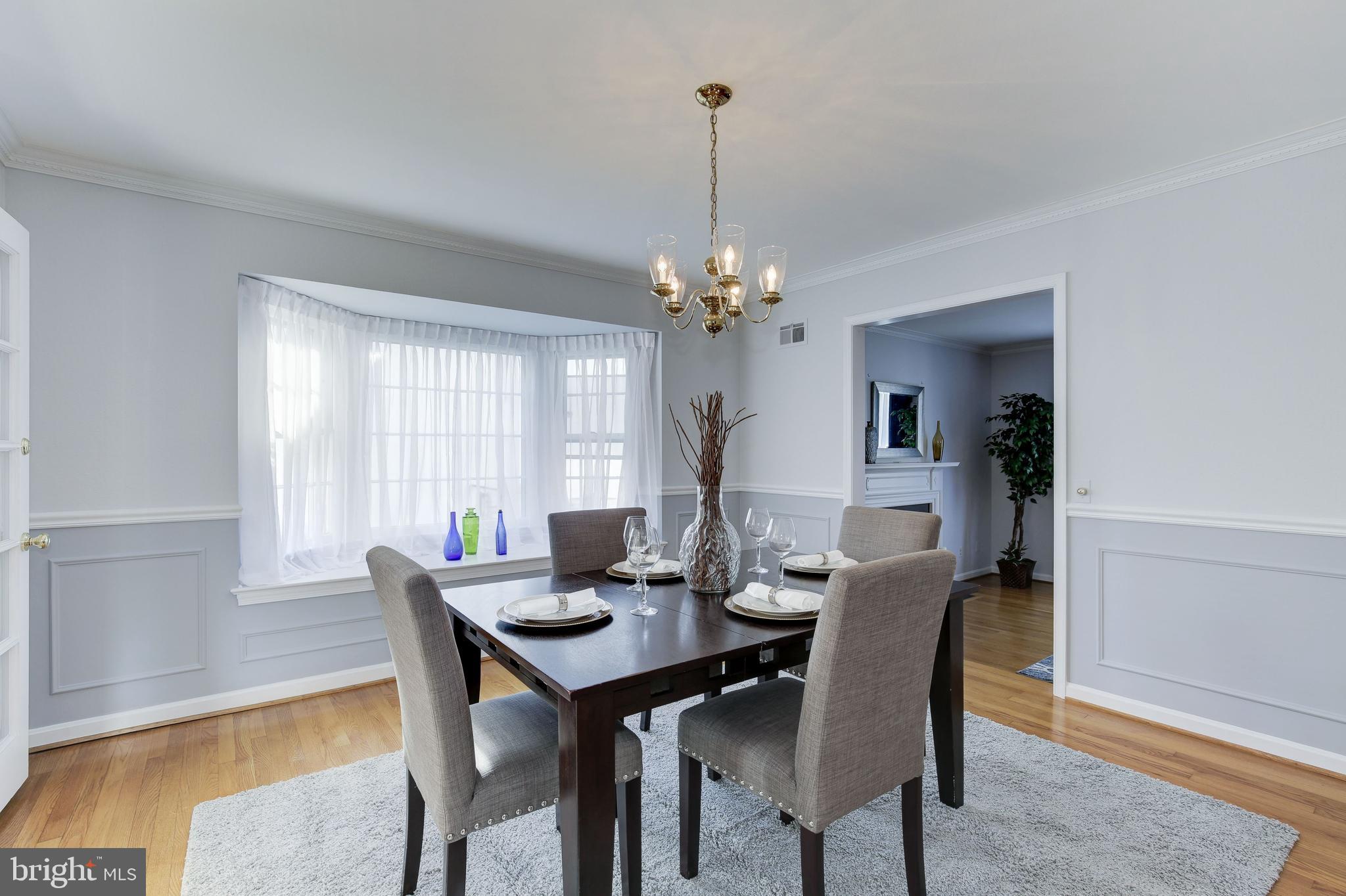 4709 River Road Bethesda, MD 20816 - Photo 19 of 52 Dining room