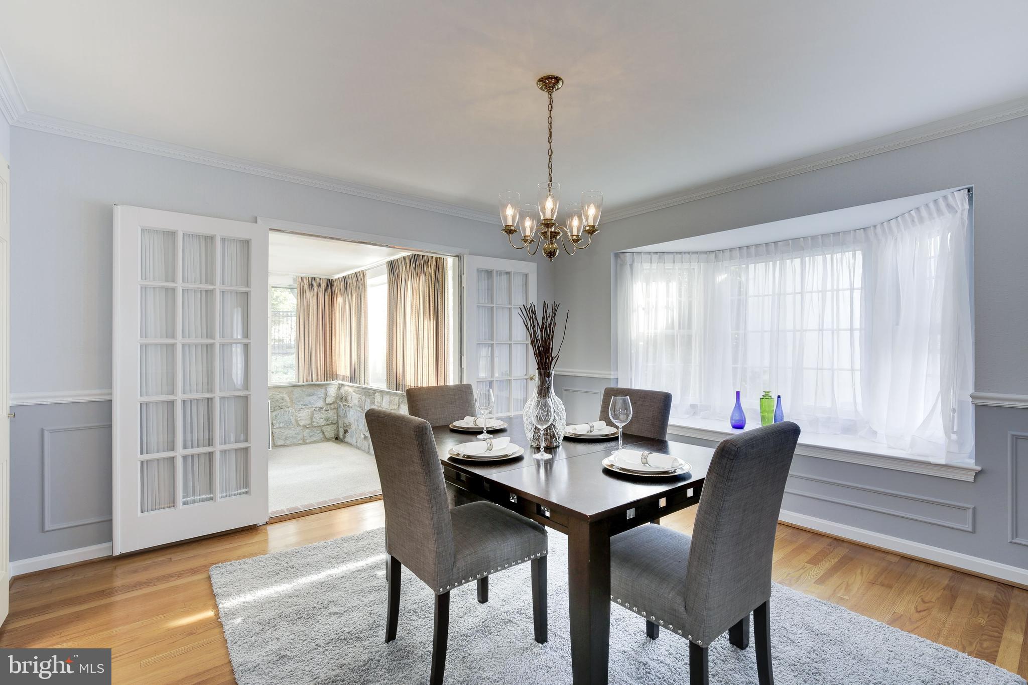 4709 River Road Bethesda, MD 20816 - Photo 20 of 52 Dining room