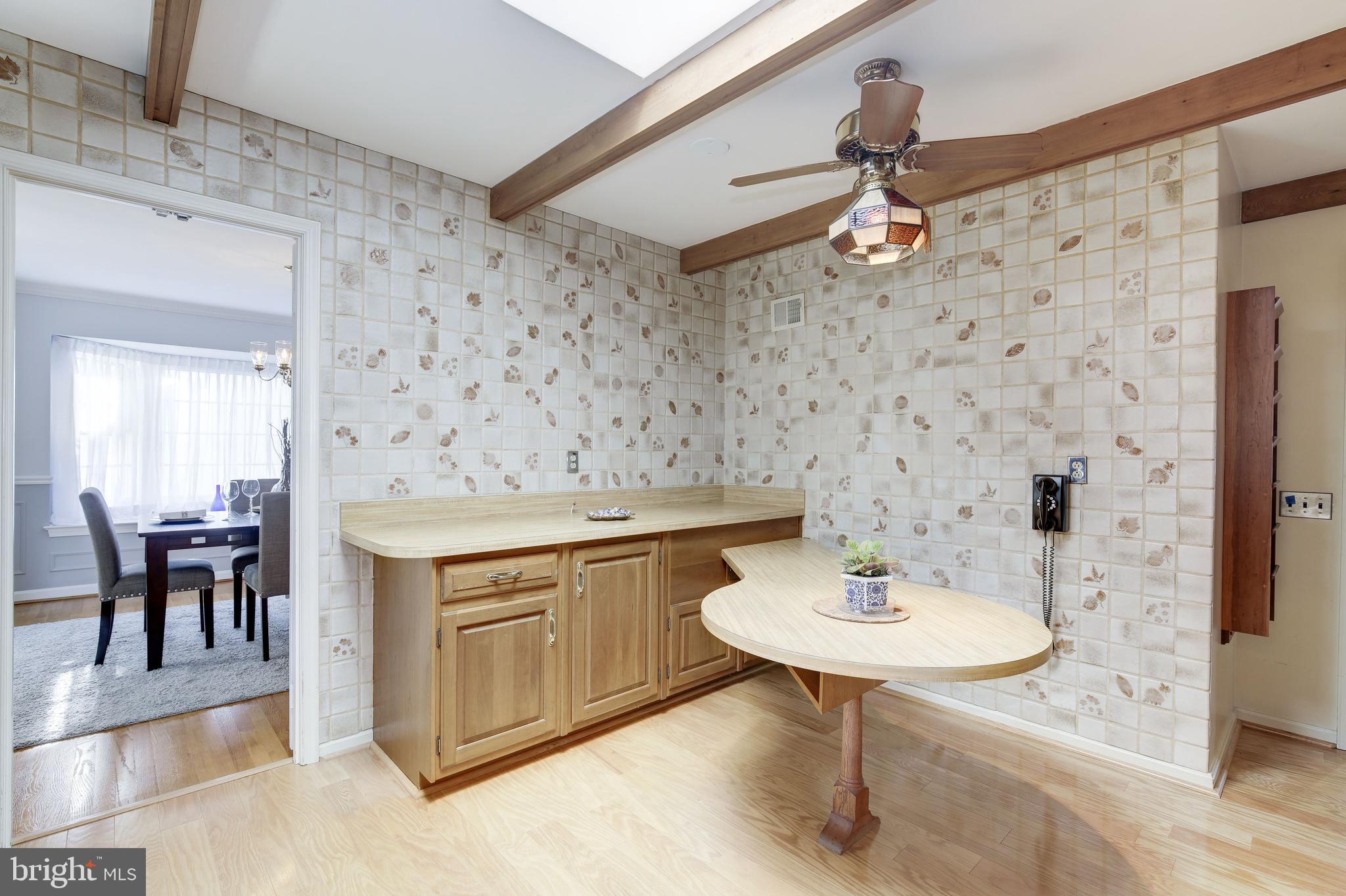 4709 River Road Bethesda, MD 20816 - Photo 25 of 52 Eat-in Kitchen with ceiling fan