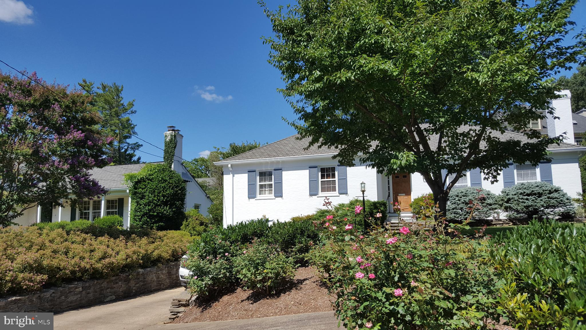 4709 River Road Bethesda, MD 20816 - Photo 4 of 52