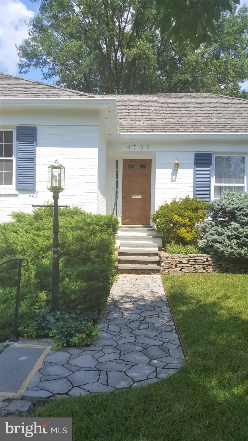 4709 River Road Bethesda, MD 20816 - Photo 8 of 52