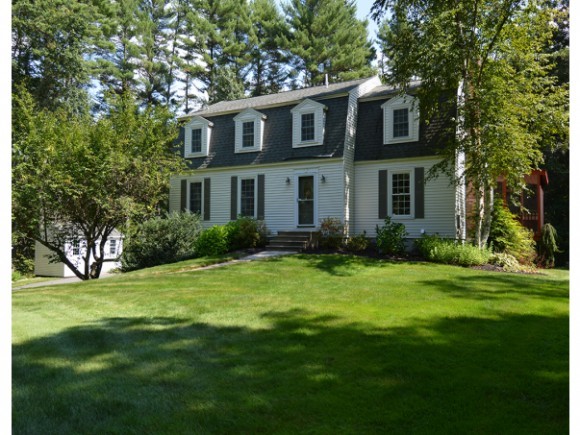 43 Alexander Road Londonderry, NH 03053 - Photo 1 of 1