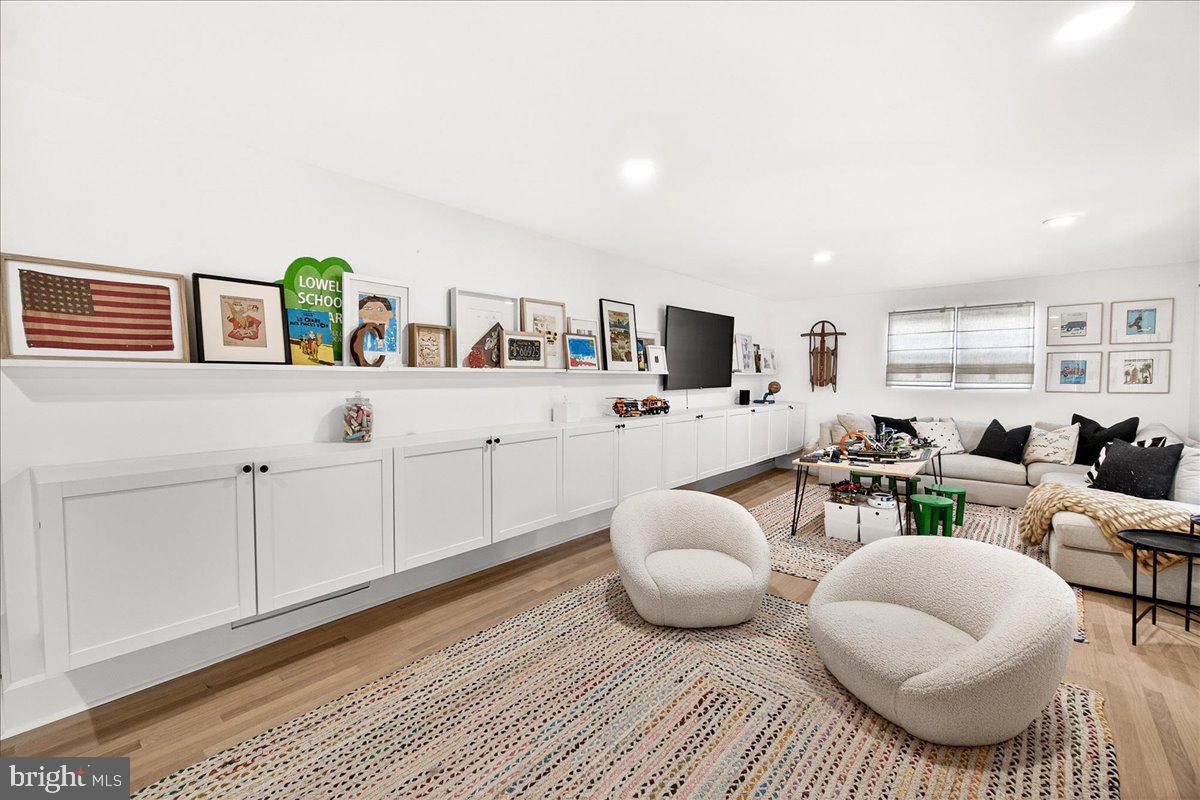 6827 32nd Street Northwest Washington, DC 20015 - Photo 39 of 55