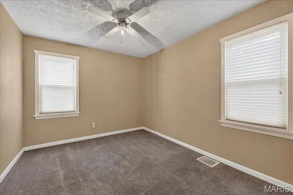 $120,000 | 1511 Laurel Street, Highland, IL 62249