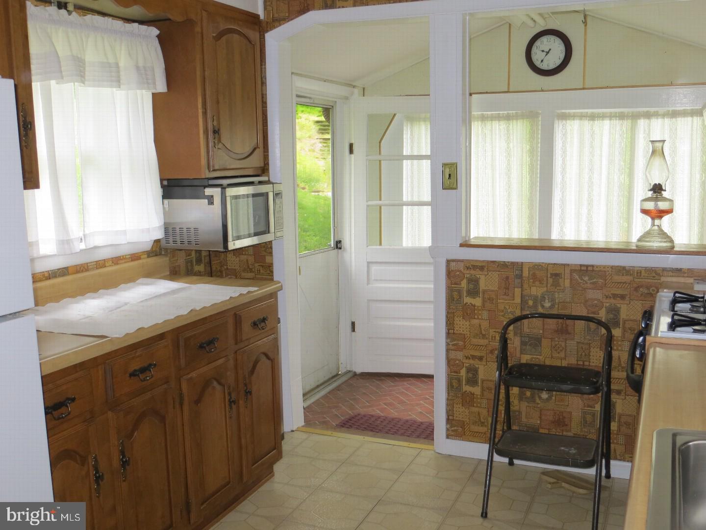 401 Gun Road Baltimore, MD 21227 - Photo 7 of 13 Gallery Image 7