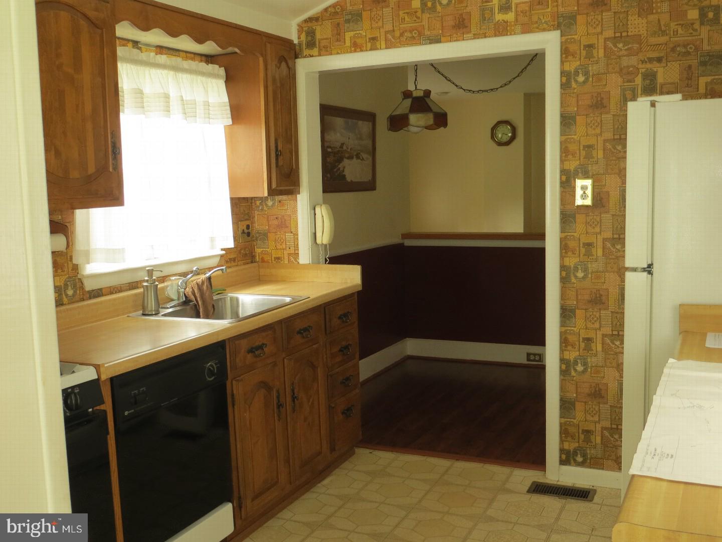 401 Gun Road Baltimore, MD 21227 - Photo 8 of 13 Gallery Image 8