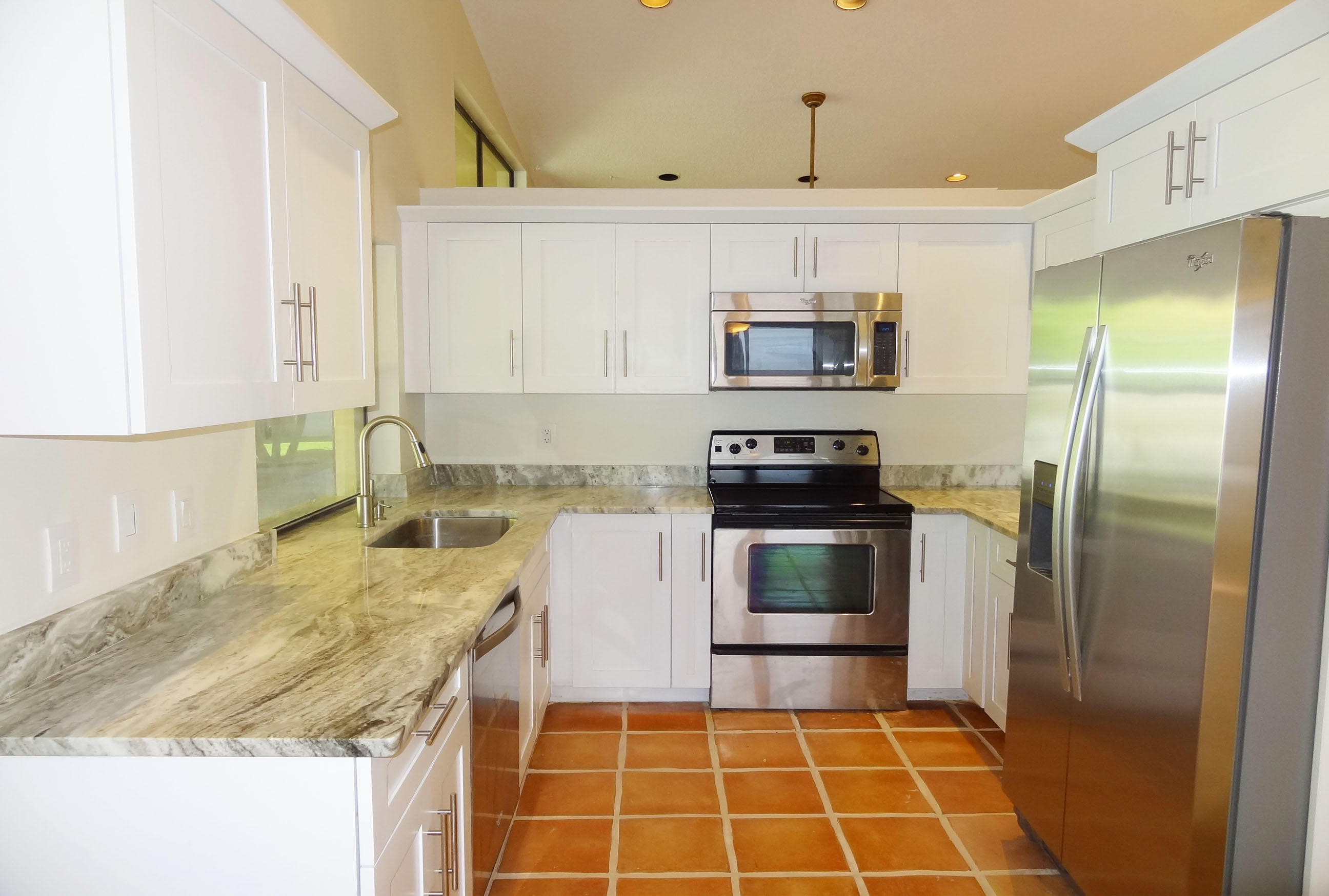 11661 Timberwood Road Boca Raton, FL 33428 - Photo 2 of 27 NEWLY REMODELED GRANITE KITCHEN